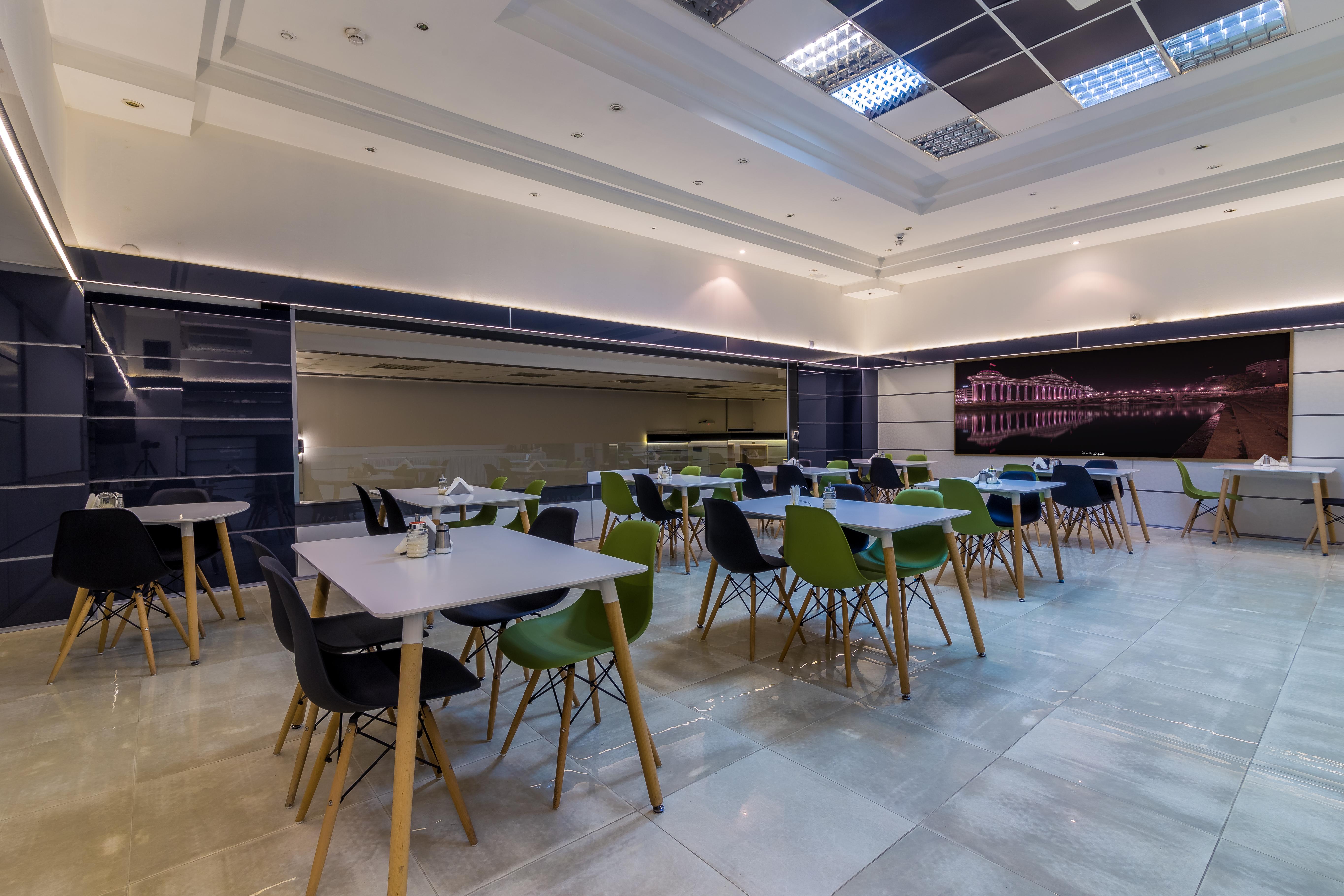 德科卡酒店 斯科普里 外观 照片